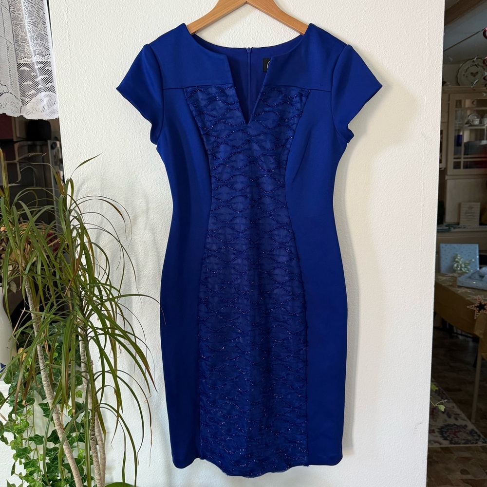 Connected Apparel Size 4 Blue V-Neck Sheath Dress